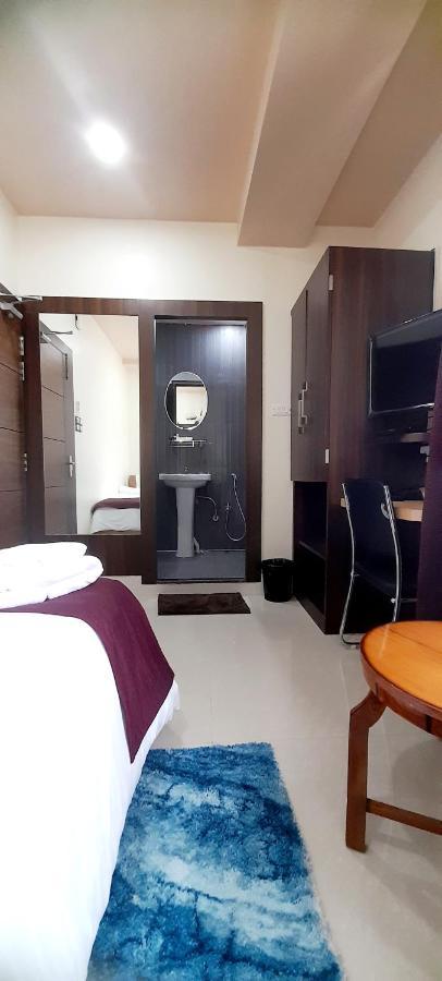 Hotel Bharalu Residency Guwahati Zewnętrze zdjęcie
